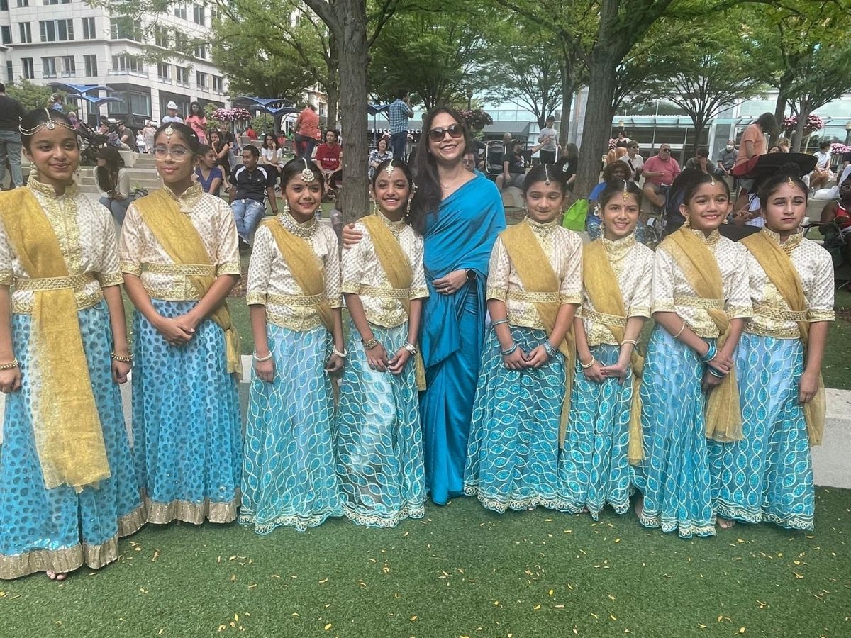 Khatak Performance By Jhanak Dancers
